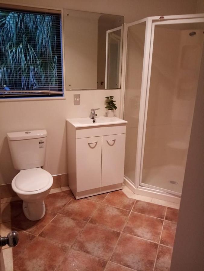 Gulf Harbour Guest House Apartment オークランド エクステリア 写真