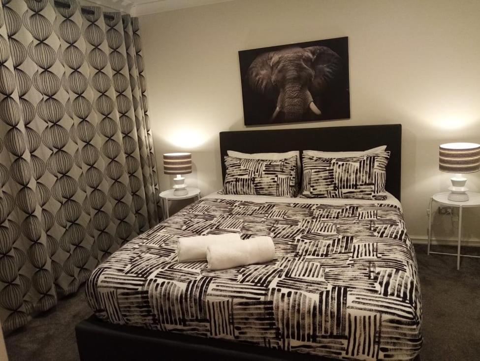 Gulf Harbour Guest House Apartment オークランド エクステリア 写真